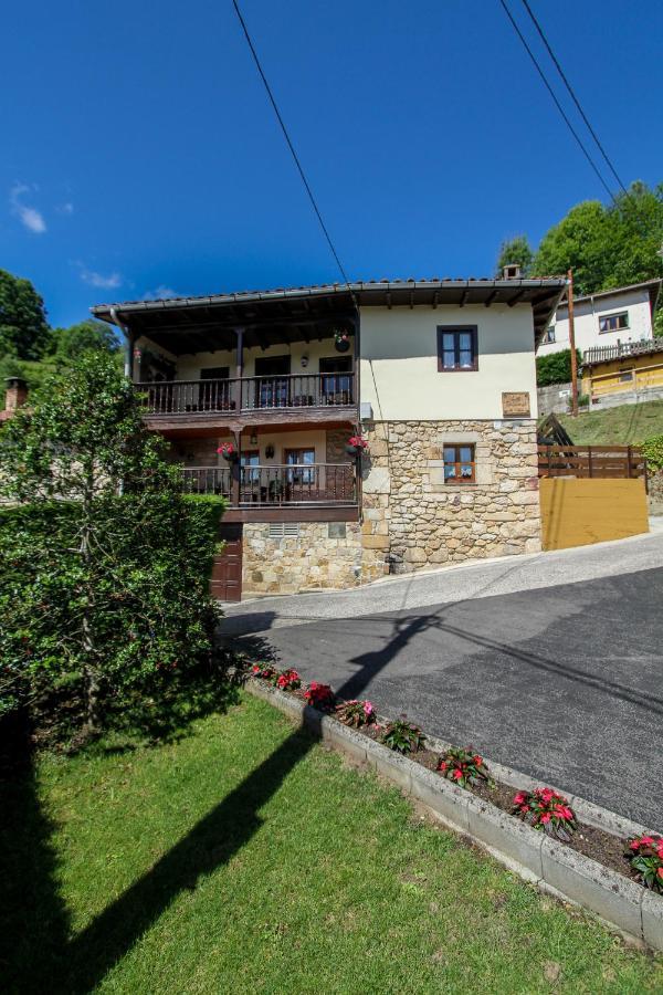 Apartamentos 'Los Balcones De Nieda 2' Onís Exteriér fotografie