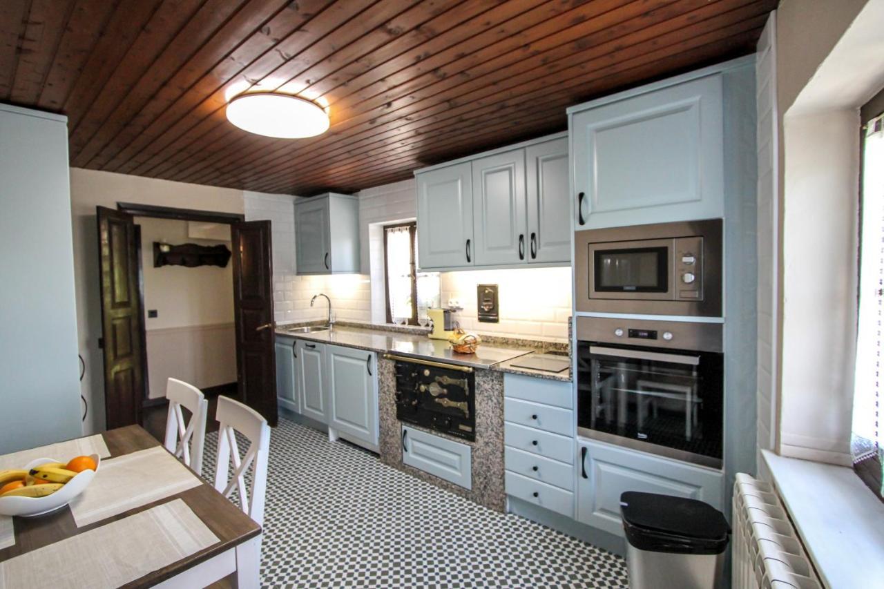 Apartamentos 'Los Balcones De Nieda 2' Onís Exteriér fotografie